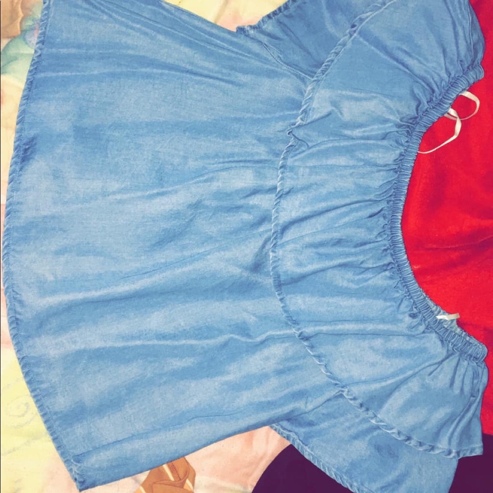 Crop shoulder shirt